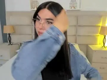 dreamyylilah – webcam model profile photo Image 3