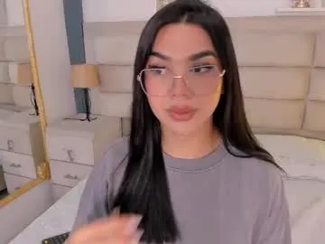 dreamyylilah – webcam model profile photo Image 5