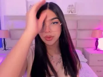 dreamyylilah – webcam model profile photo Image 7