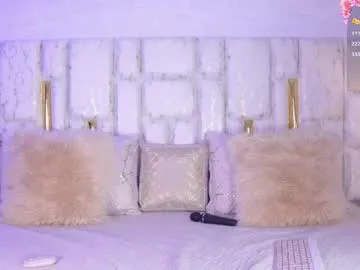 sareandrob – webcam model profile photo Image 9