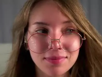 x_dreamgirl_x – webcam model profile photo Image 4