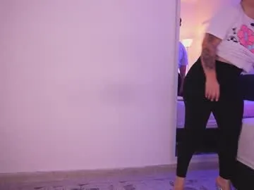 annatigarr – webcam model profile photo Image 3