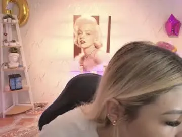 sareandrob – webcam model profile photo Image 10