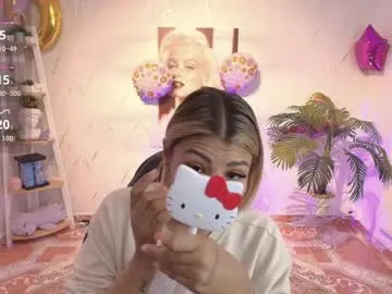 sareandrob – webcam model profile photo Image 9