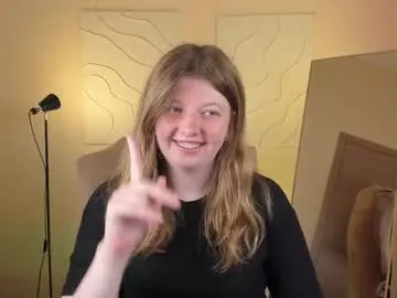 night_wwwolf – webcam model profile photo Image 10