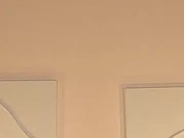 night_wwwolf – webcam model profile photo Image 13