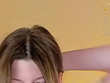 night_wwwolf – webcam model profile photo Image 3