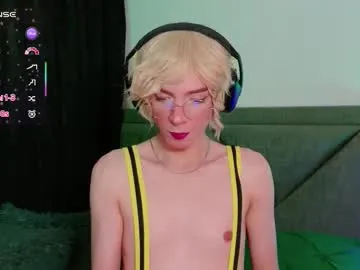 SunnyBlush – webcam model profile photo Image 16