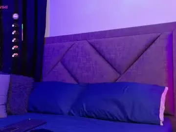 SunnyBlush – webcam model profile photo Image 18