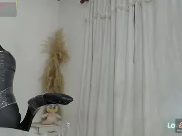 sareandrob – webcam model profile photo Image 10