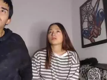 uwuxo – webcam model profile photo Image 6