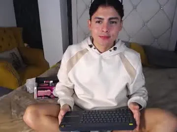 vivy_ chat room preview Image 3