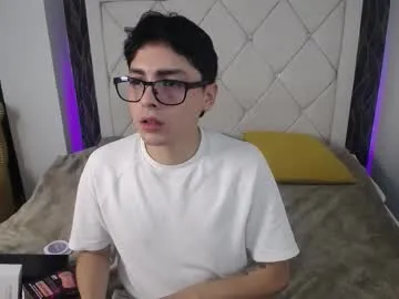 vivy_ chat room preview Image 6