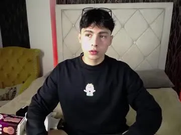 vivy_ chat room preview Image 8