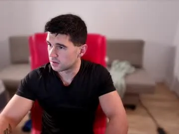 sandow_ chat room preview