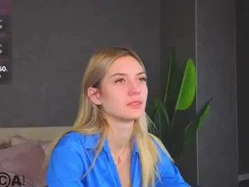 lanie__ – webcam model profile photo Image 12