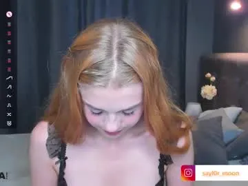 merrilyn – webcam model profile photo Image 5