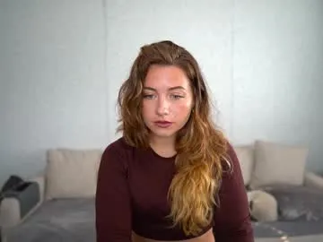 sareandrob – webcam model profile photo Image 17