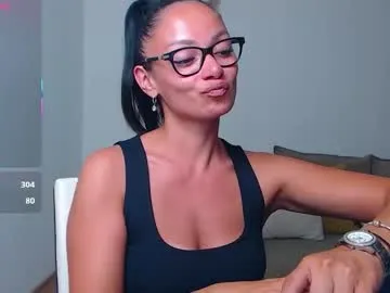 sareandrob – webcam model profile photo Image 11