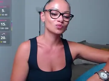 sareandrob – webcam model profile photo Image 7