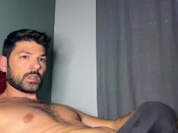 sareandrob – webcam model profile photo Image 3