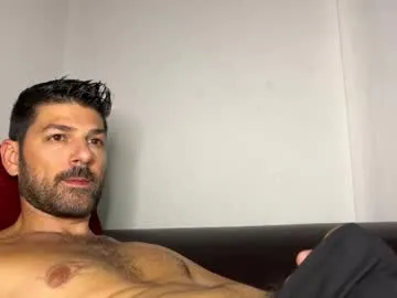 sareandrob – webcam model profile photo Image 9