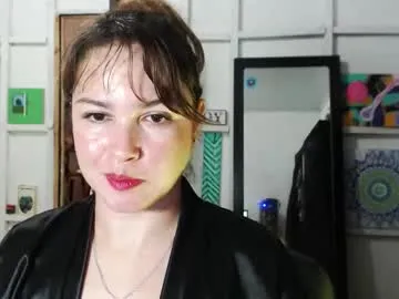 camilagomezz chat room preview Image 9