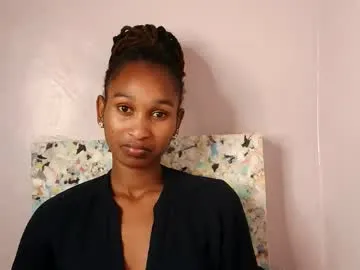 _your_little_nut – webcam model profile photo Image 6