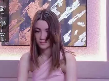 hee_jeen – webcam model profile photo Image 12