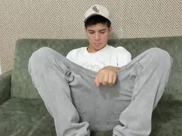 sareandrob – webcam model profile photo Image 19