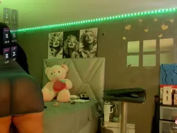 oofbabe__ chat room preview Image 18