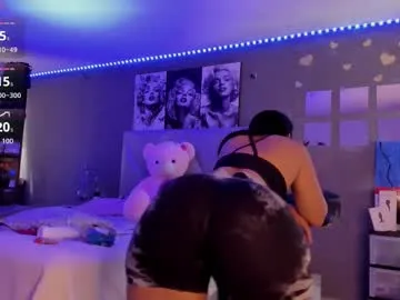 oofbabe__ chat room preview Image 6