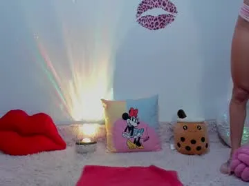 jap_amelle – webcam model profile photo Image 2