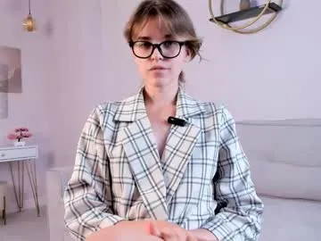 CathyCavalli – webcam model profile photo Image 4