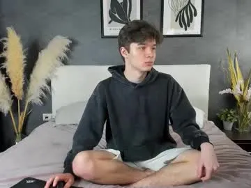 thifa2x – webcam model profile photo Image 10