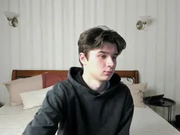 thifa2x – webcam model profile photo Image 12