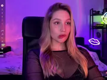 emmasky69 chat room preview Image 13