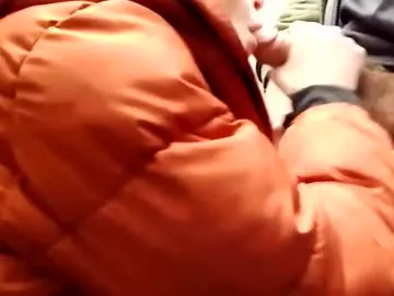 slip_inslide chat room preview