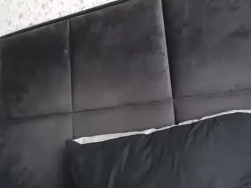 oofbabe__ chat room preview Image 6