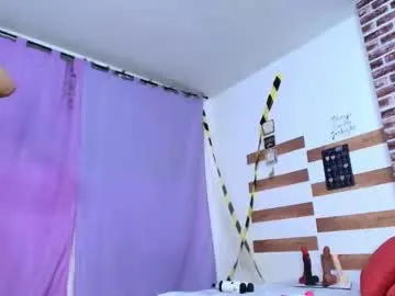 batari_giya – webcam model profile photo Image 12