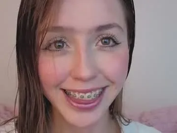 sareandrob – webcam model profile photo Image 6