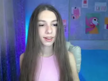 little_effy18_ – webcam model profile photo Image 9