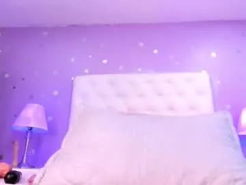 xorylan – webcam model profile photo Image 3