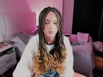 blondagent – webcam model profile photo Image 12