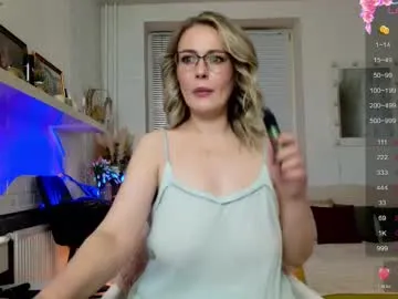 oofbabe__ chat room preview Image 16