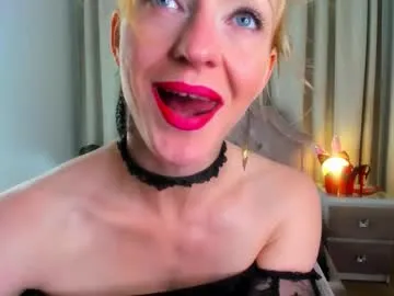 miablueye chat room preview Image 11