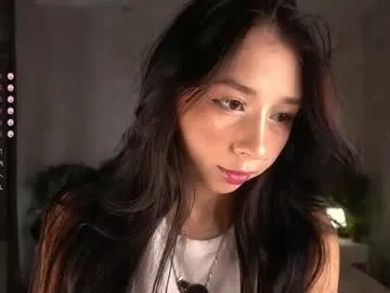 EmmaLush – webcam model profile photo Image 3