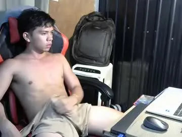 straightguy_asian Image 7