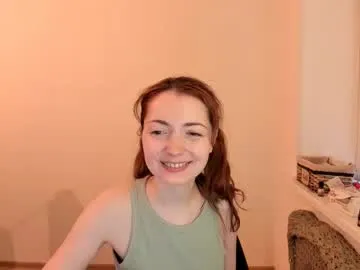 little_effy18_ chat room preview Image 3