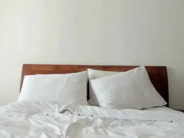 sareandrob – webcam model profile photo Image 4